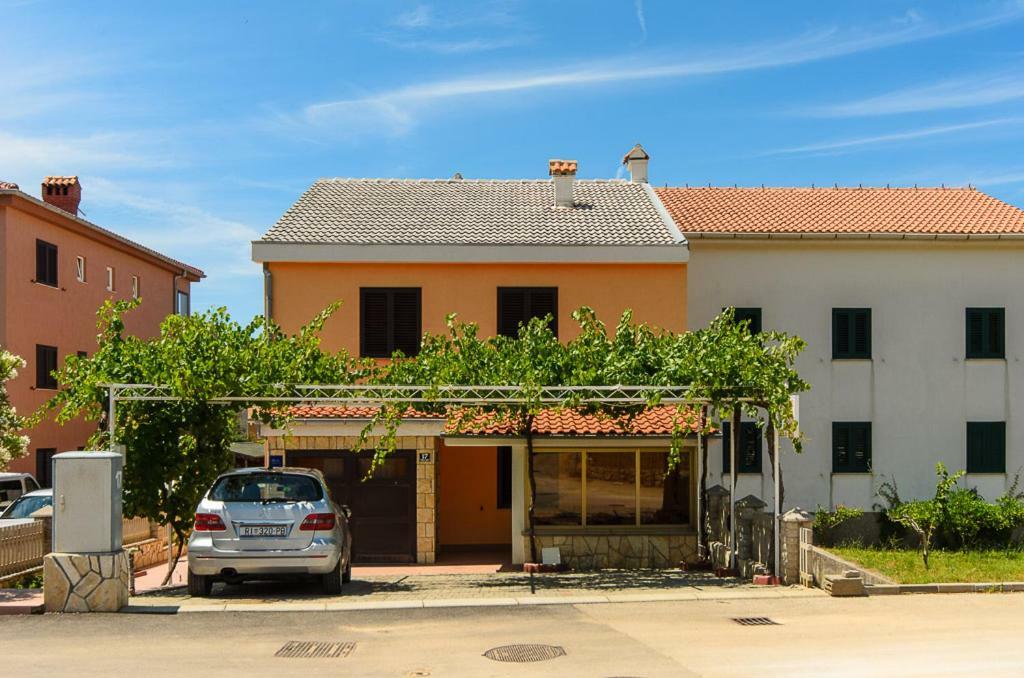 Apartmani Lovorka Punat Buitenkant foto