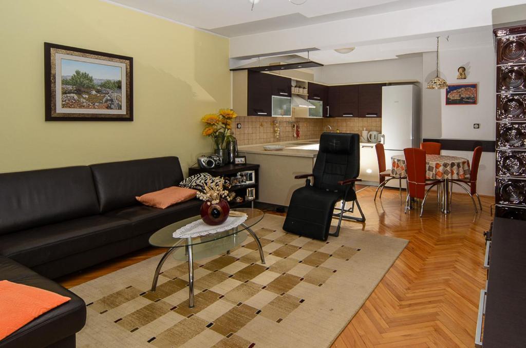 Apartmani Lovorka Punat Buitenkant foto