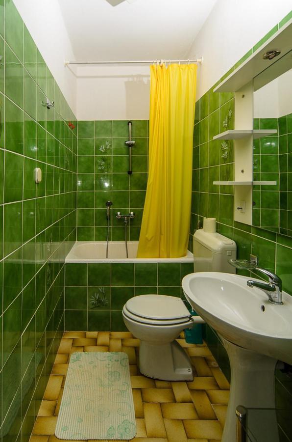 Apartmani Lovorka Punat Buitenkant foto